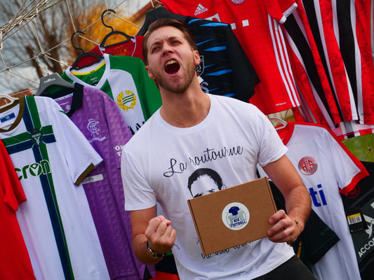 Top 5 des raisons d’offrir une box mystère à un fan de football