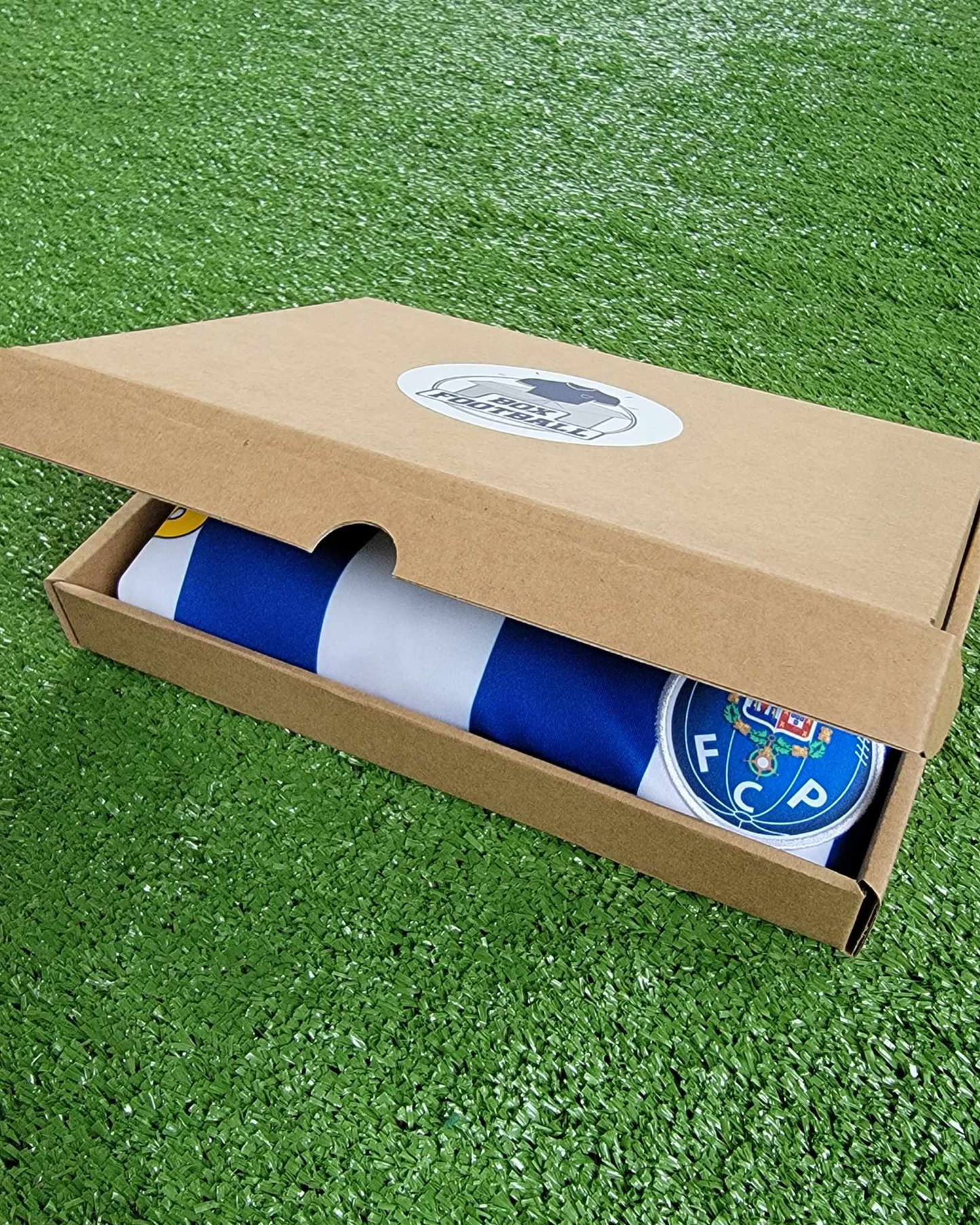 Box maillot mystère football