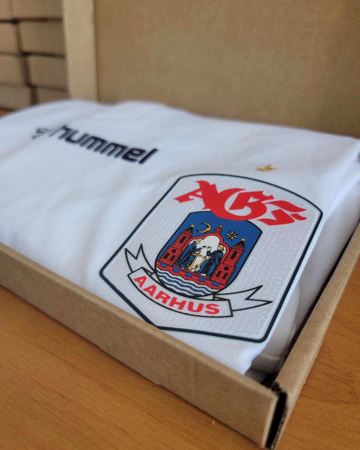 Box maillot mystère football