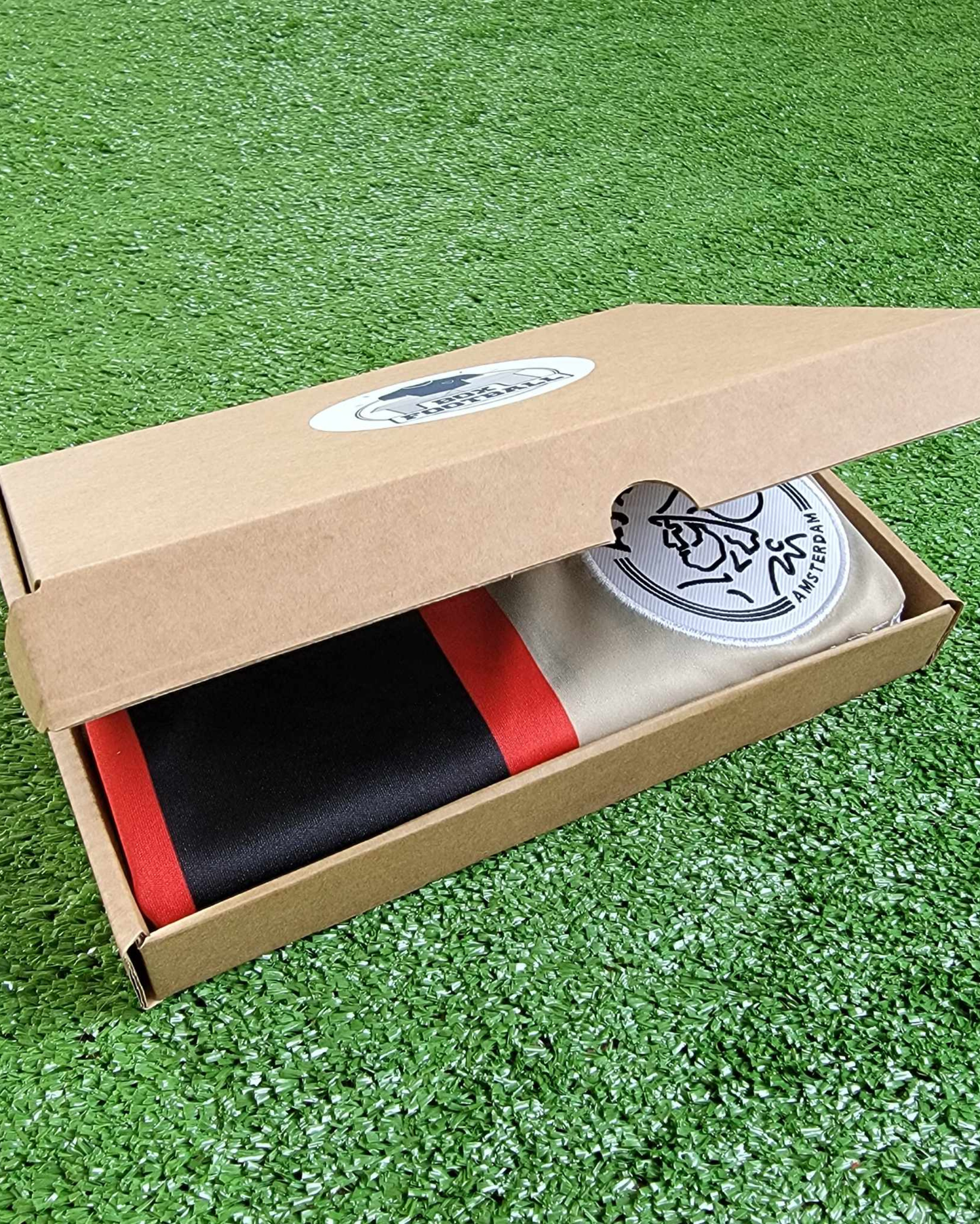 Box maillot mystère football